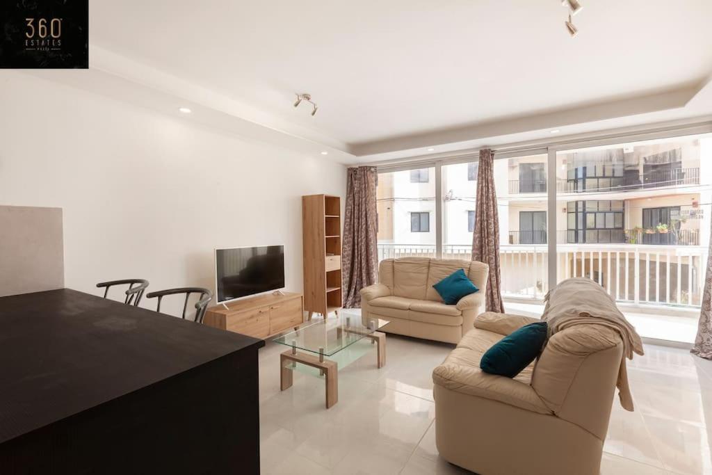 Spacious 2Br Apt In Qawra - Perfect For Families By 360 Estates St. Paul's Bay Ngoại thất bức ảnh
